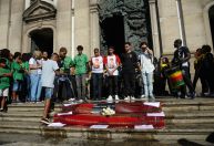 Relembre a chacina da Candelária, tema de minissérie que estreia hoje