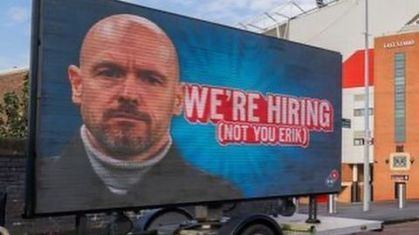 Pizzaria na Inglaterra fez piada com Erik ten Hag em campanha publicitária
