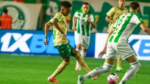 Estevão no duelo entre Palmeiras e Juventude