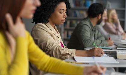 Preconceito e discriminação dificultam êxito acadêmico de estudantes negros
