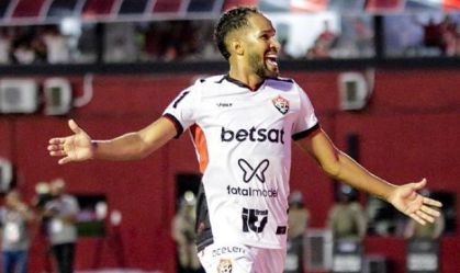 Everaldo foi o autor do gol do Vitória sobre o Red Bull Bragantino