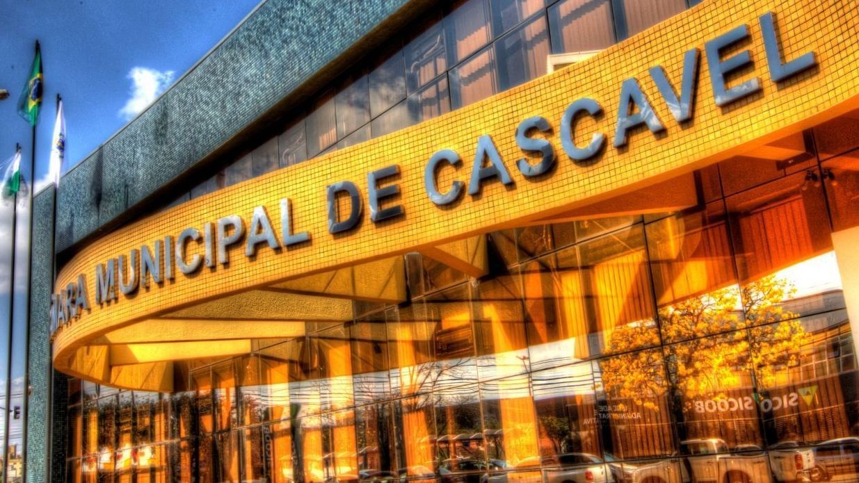 Fachada da Câmara Municipal de Cascavel (PR)