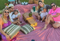 Familiares celebram 2 anos de Maria Flor, filha de Virginia e Zé Felipe; veja