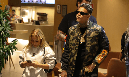 Romance? Flávia Saraiva é vista com MC Cabelinho no cinema; veja foto