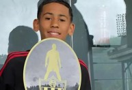 Manchester United promove "novo Messi" para treinar com sub-18