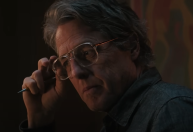 "Herege": Hugh Grant desafia jovens missionárias em jogo perturbador em trailer