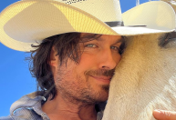 Vivendo na fazenda, Ian Somerhalder diz que carreira de ator ficou "para trás"