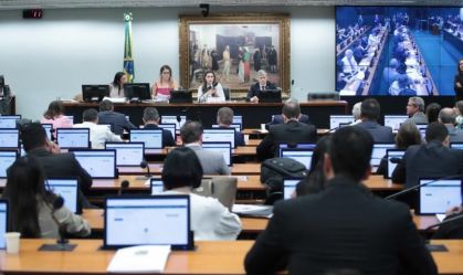 CCJ pauta projeto que proíbe aborto; veja como é a proposta