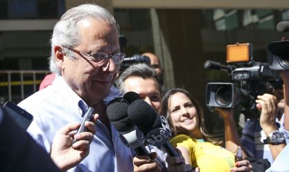 José Dirceu ganha apoio de ala do PT para presidência do partido