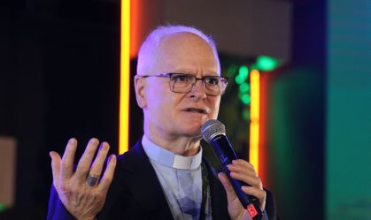 "Ambiente sereno" e "sem comício", diz Dom Odilo Scherer antes do conclave