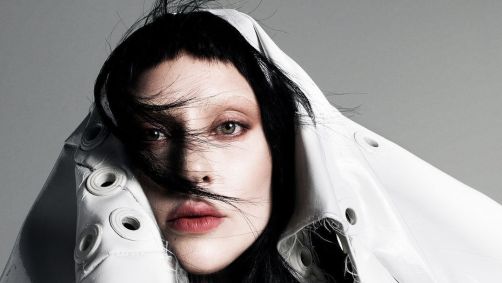 Lady Gaga celebra confirmação de show no Brasil