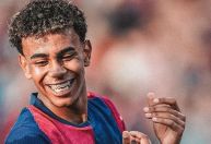 Clube que fez oferta de 200 milhões por Lamine Yamal é revelado