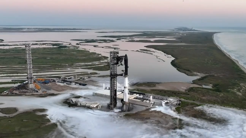Novo lançamento da SpaceX aconteceu neste domingo (13)