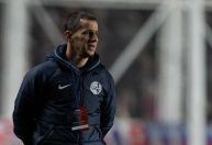 Técnico do San Lorenzo pede demissão após polêmica envolvendo pênalti