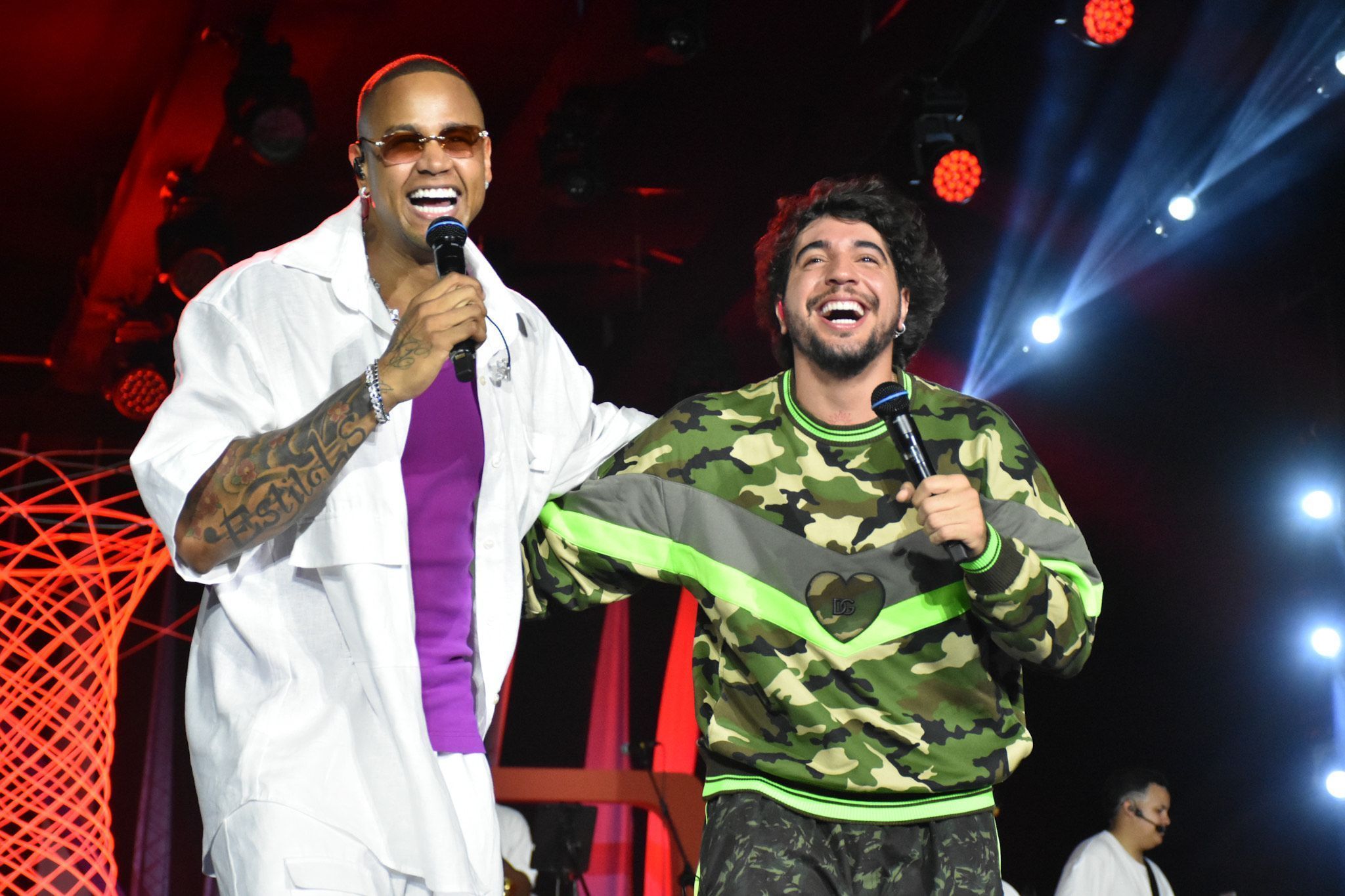 Nattanzinho participa de show de Léo Santana em Recife • Felipe Souto Maior/AgNews