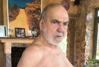 Aos 94 anos, Lima Duarte mostra o shape na web: "Rumo aos 100“