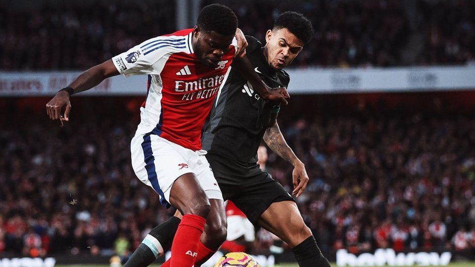Arsenal e Liverpool ficaram no empate em 2 a 2