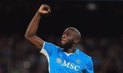 Lukaku sofre grave lesão na coxa e pode desfalcar Napoli por semanas