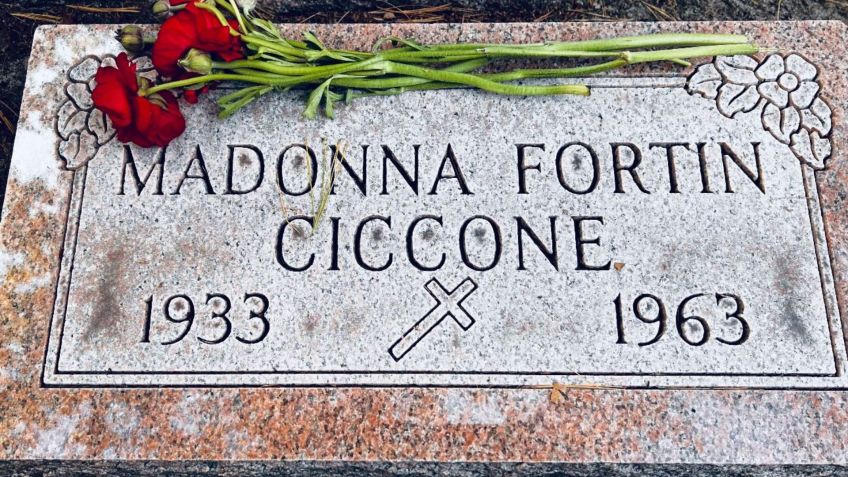 Madonna mostra a lápide do túmulo da mãe, Madonna Fortin Ciccone • Instagram/Madonna