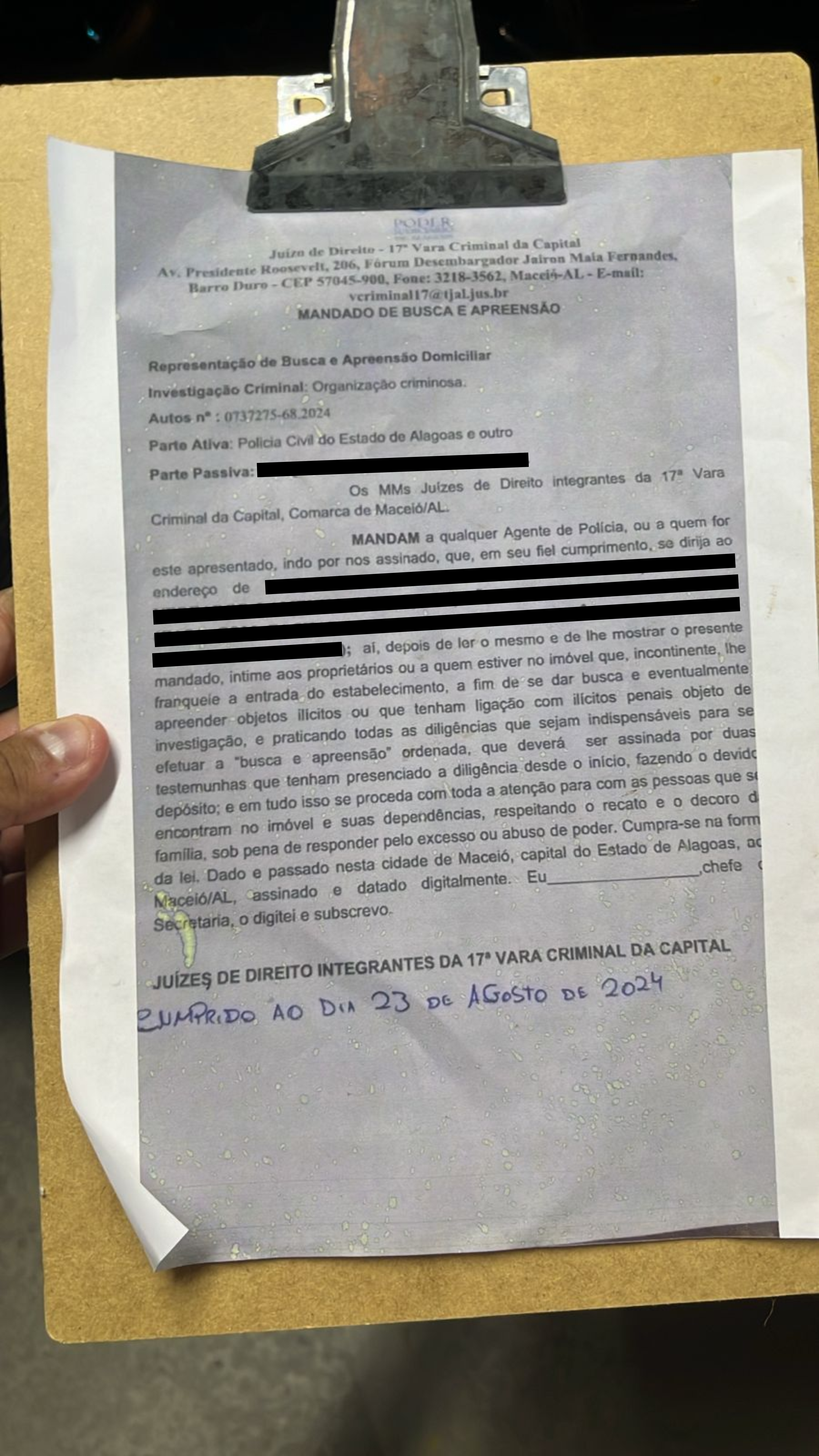 • Falso mandado judicial utilizado por bandidos que tentavam assaltar joalheria em Maceió / Crédito: SSP Alagoas