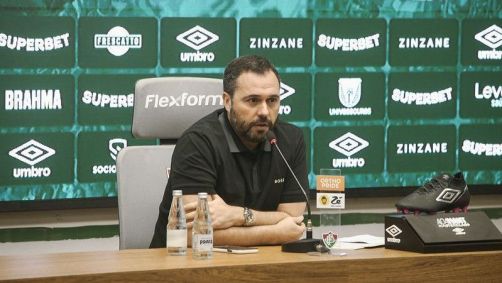 Presidente Mario Bittencourt, em coletiva no CT Carlos Castilho.