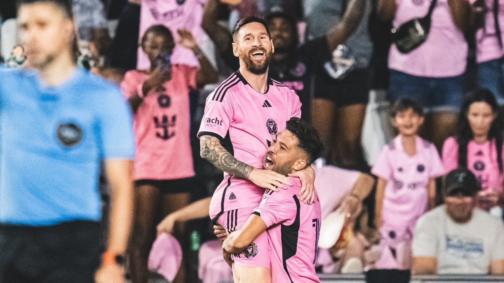 Messi comemora vitória por 6 a 2 contra o New England pela temporada regular