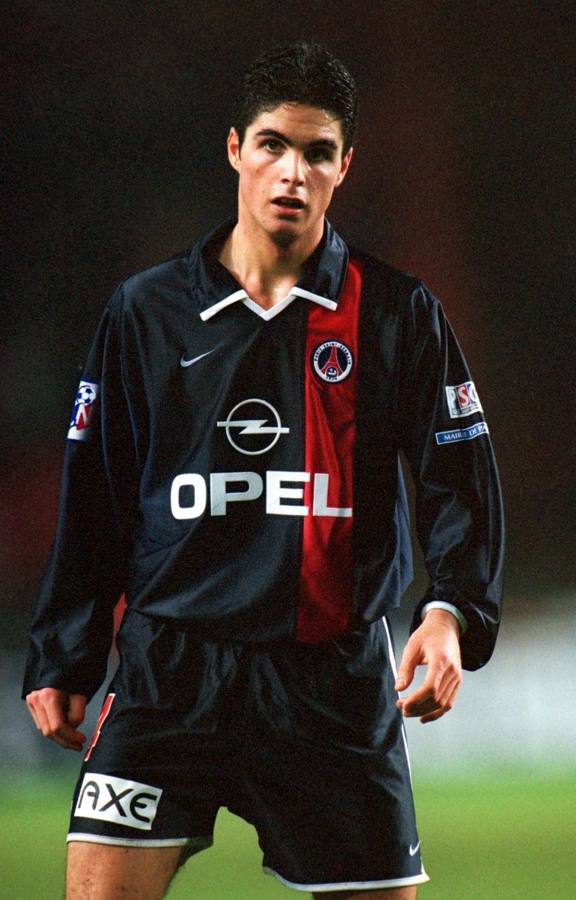 Mikel Arteta em jogo pelo Paris Saint Germain • Phil Walter/Getty Images
