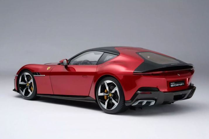 Miniatura do Ferrari 12Cilindri • Amalgam/Reprodução