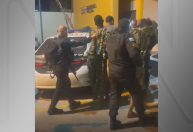 Polícia prende suspeitos que se camuflavam para invadir comunidade no Rio