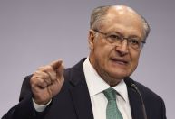 Governo considera aplicação de 10% do PIB em educação, diz Alckmin