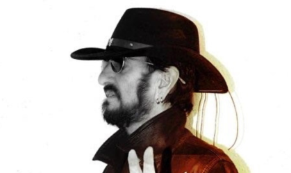 Ringo Starr aposta no country e lança novo álbum; ouça