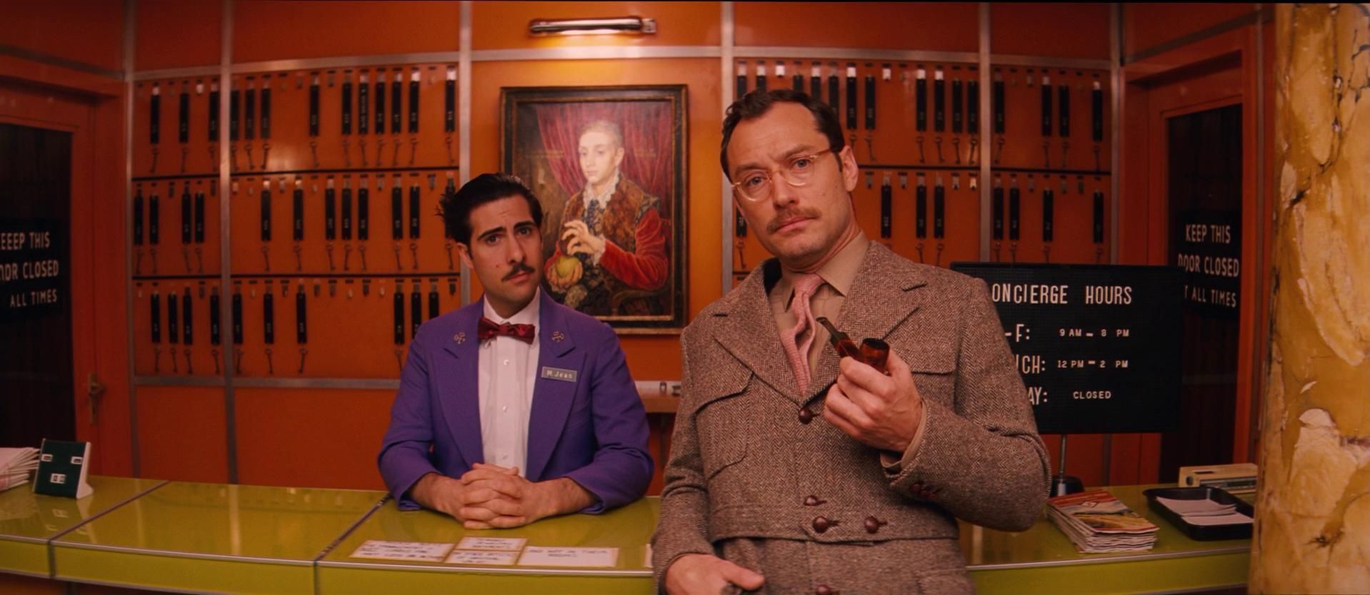 Jason Schwartzman e Jude Law em "O Grande Hotel Budapeste" • Divulgação