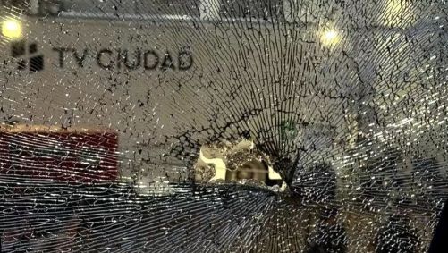 Ônibus do Botafogo é apedrejado antes do duelo contra o Peñarol