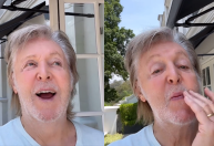 Antes de show em SP, Paul McCartney posta vídeo em hotel: "Me divertindo"