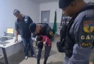 Policiais salvam bebê com dois dias de vida que estava engasgada