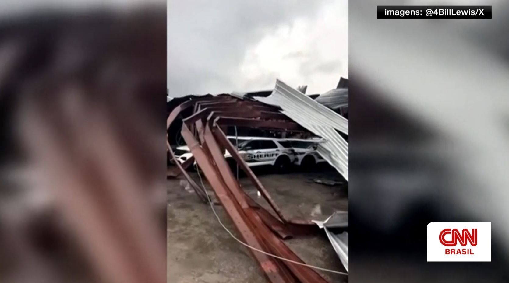 Tornado destrói posto policial em St. Lucie, na Flórida