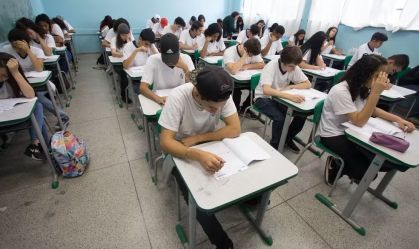 Programa oferece 500 vagas em cursinho preparatório para as Etecs