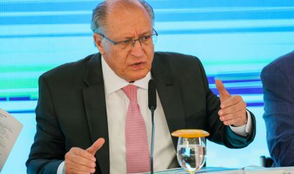 Agro pede que governo negocie prazo maior para início de tarifa de Trump