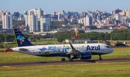 Veja imagens da reabertura do aeroporto de Porto Alegre, que ficou fechado por 5 meses