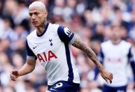 Após longo período lesionado, Richarlison volta ao Tottenham em clássico