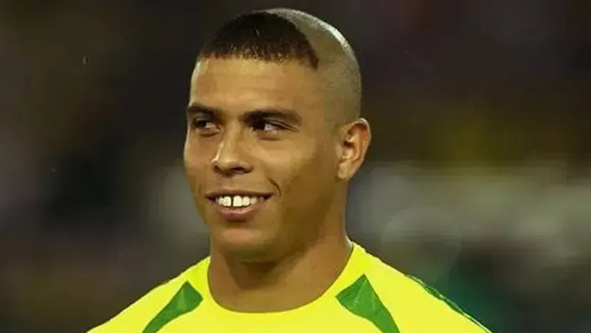 Ronaldo com "topete" inusitado