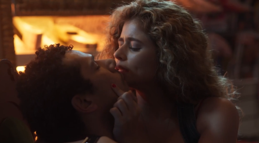 Isadora Cruz e Amaury Lorenzo em "Volta Por Cima" • Reprodução/Globoplay