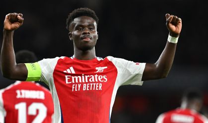 Arsenal controla PSG em casa e vence primeira na Champions League