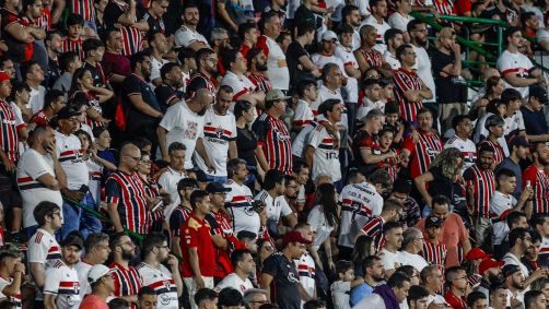 Torcida do São Paulo no Brinco de Ouro da Princesa