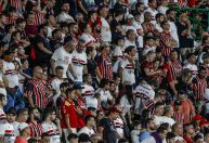 São Paulo registra pior público do ano em jogo contra o Vasco