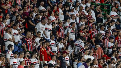Torcida do São Paulo no Brinco de Ouro da Princesa