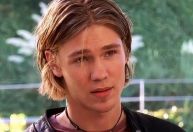 Ator de "One Tree Hill" conta experiência de quase morte e como perdeu 30kg