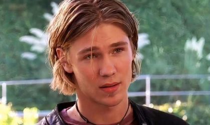 Ator de "One Tree Hill" conta experiência de quase morte e como perdeu 30kg