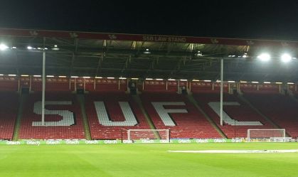 Venda de álcool nas arquibancadas será testada em jogos na Inglaterra