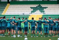 Drama da Chapecoense aumenta; veja chances de rebaixamento na Série B